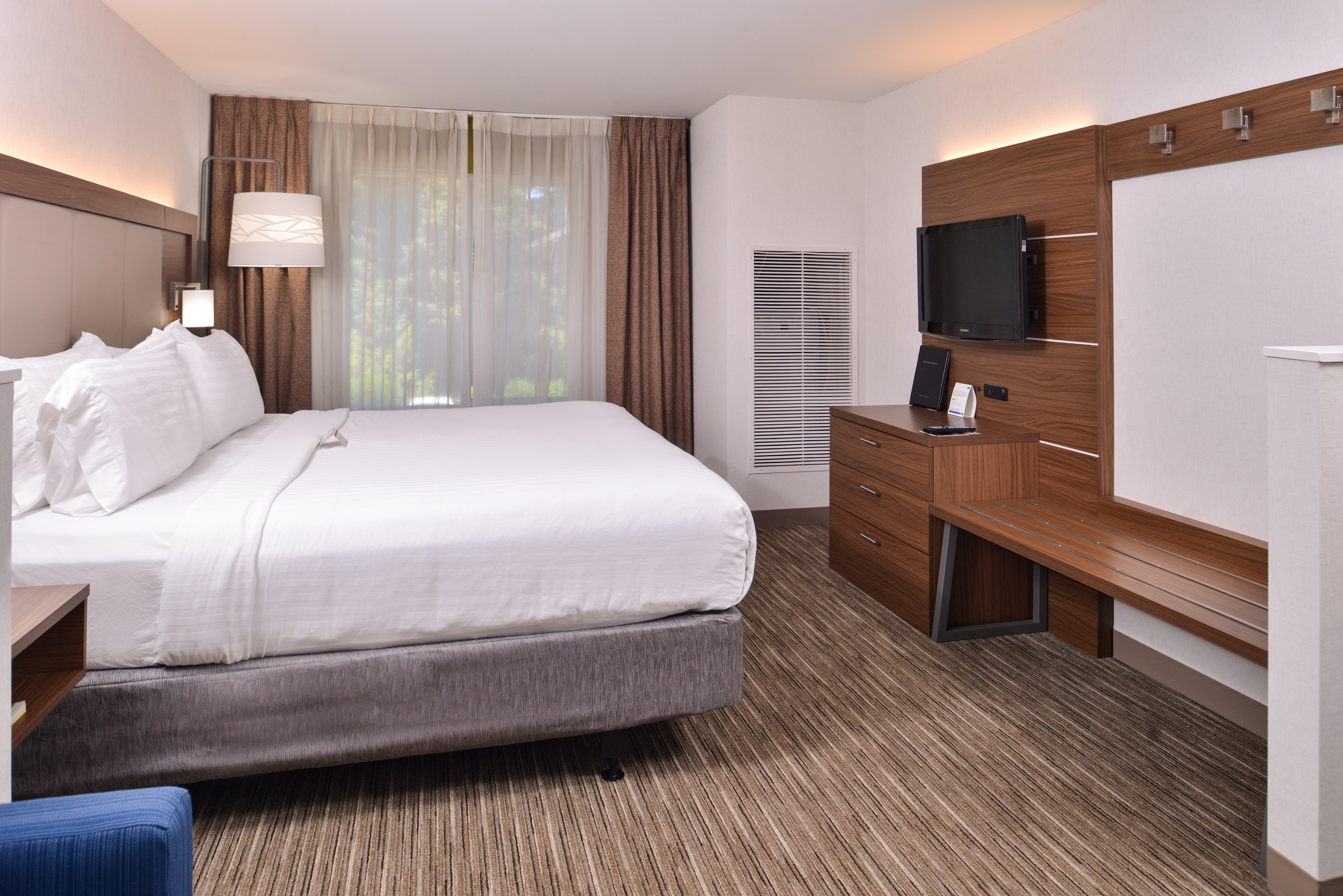 Holiday Inn Express & Suites Lacey - Olympia By Ihg Екстериор снимка