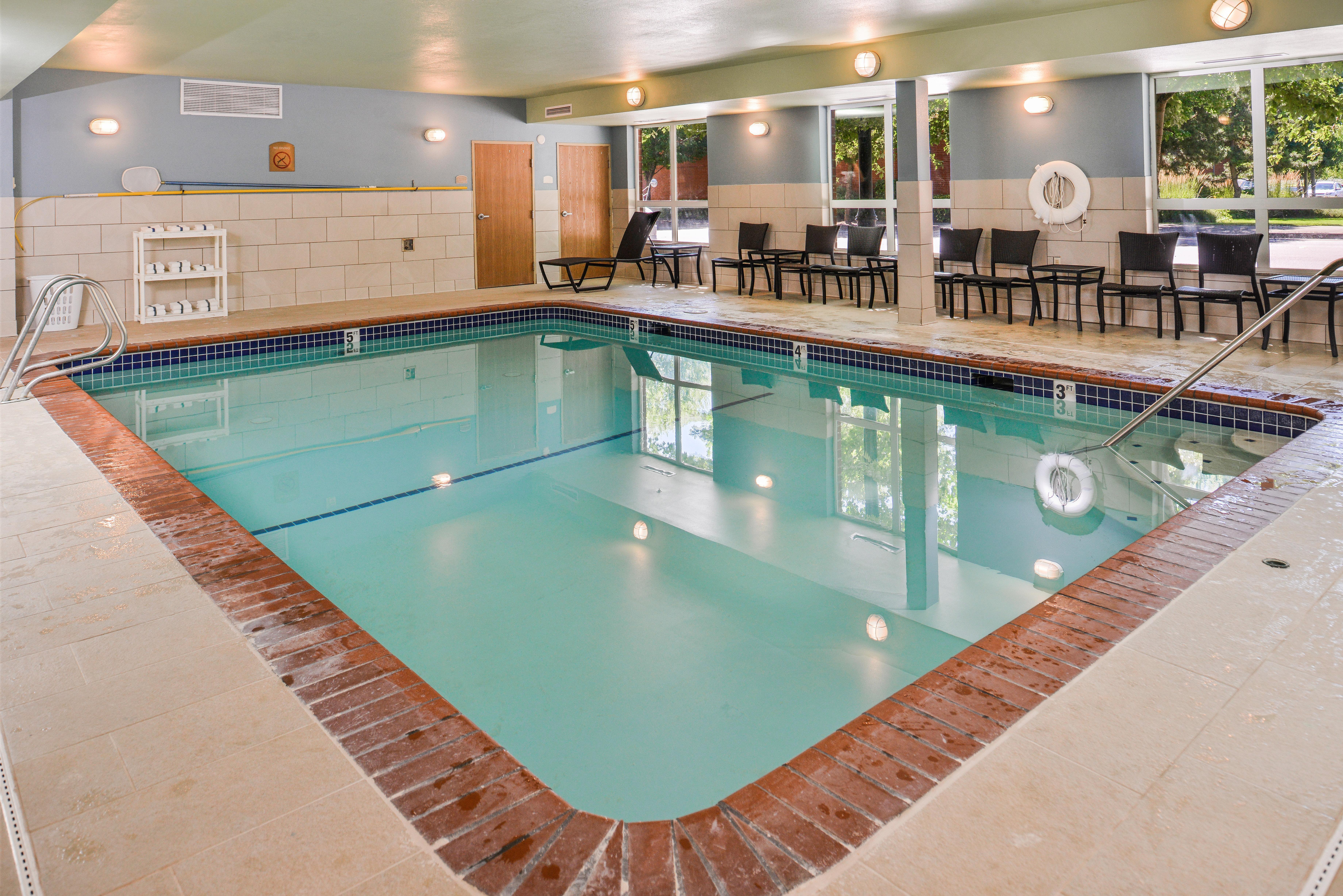 Holiday Inn Express & Suites Lacey - Olympia By Ihg Екстериор снимка
