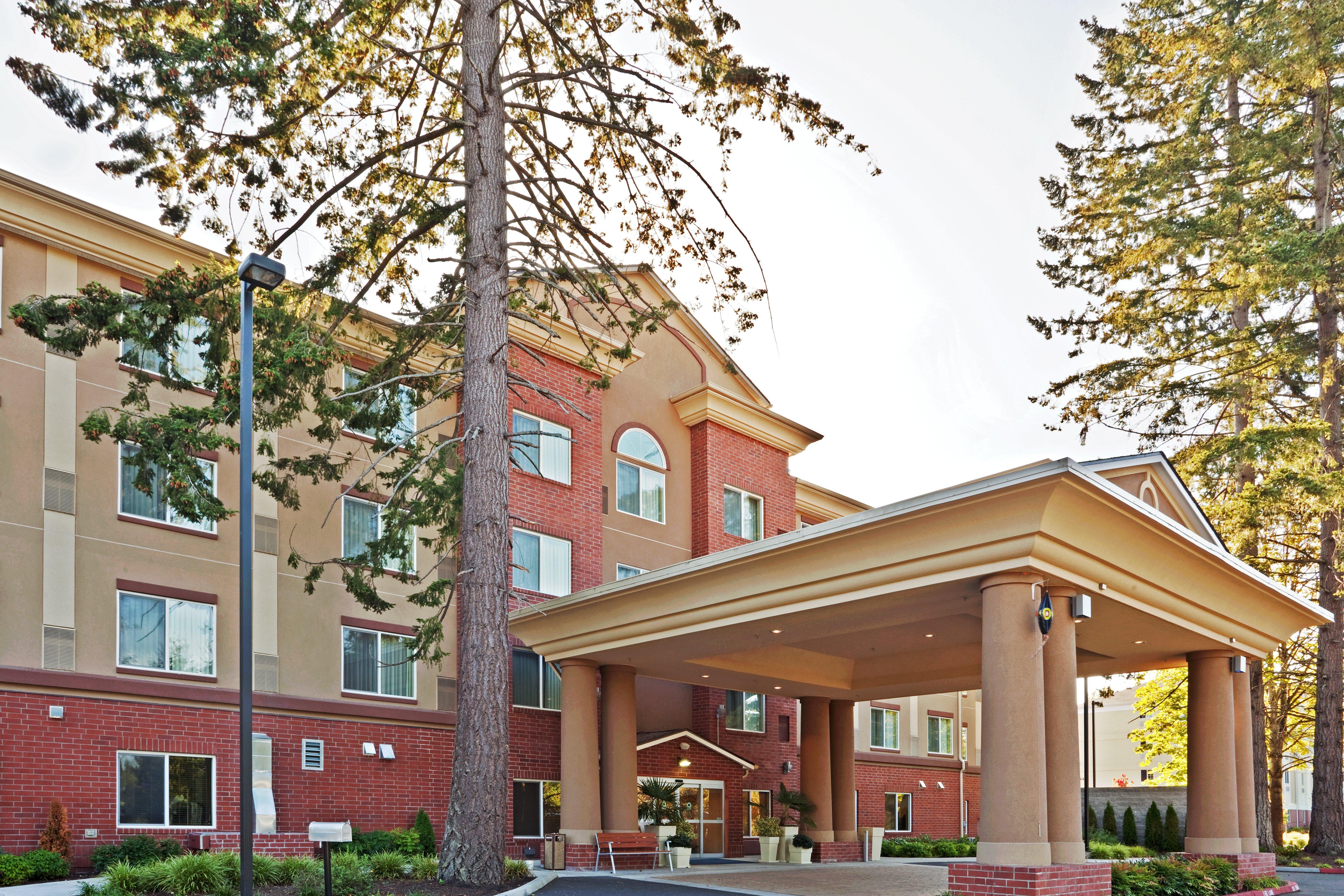 Holiday Inn Express & Suites Lacey - Olympia By Ihg Екстериор снимка