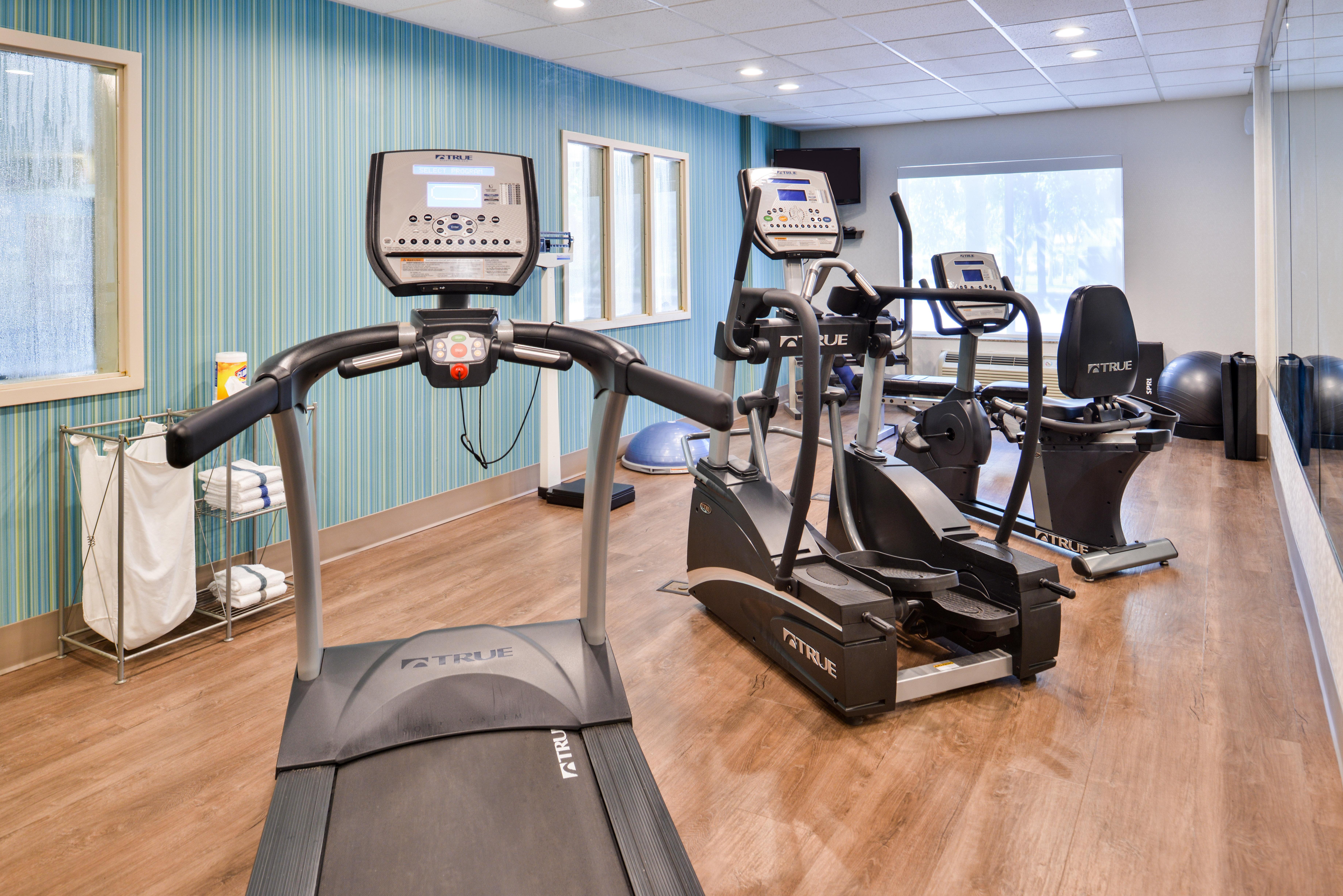 Holiday Inn Express & Suites Lacey - Olympia By Ihg Екстериор снимка