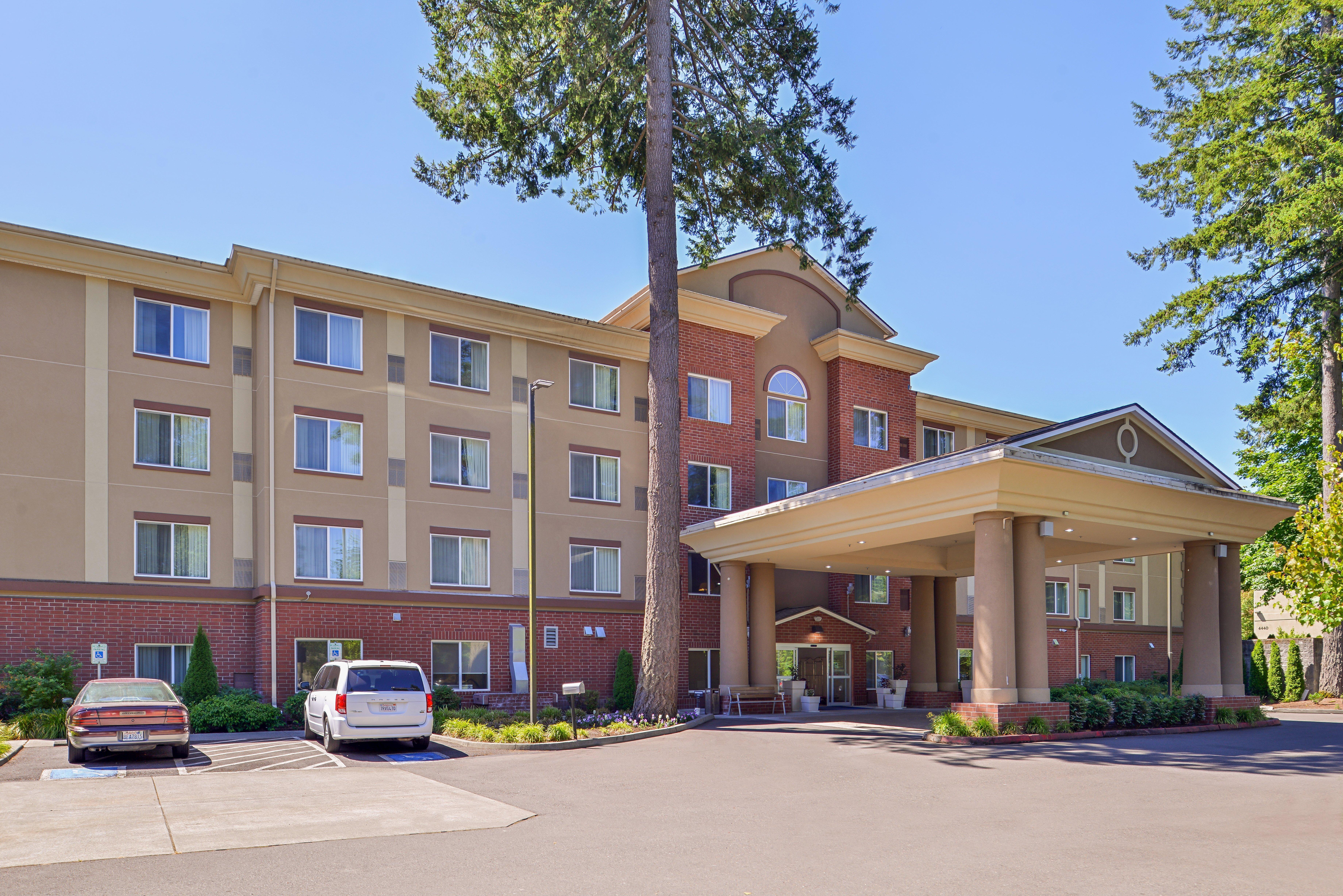 Holiday Inn Express & Suites Lacey - Olympia By Ihg Екстериор снимка
