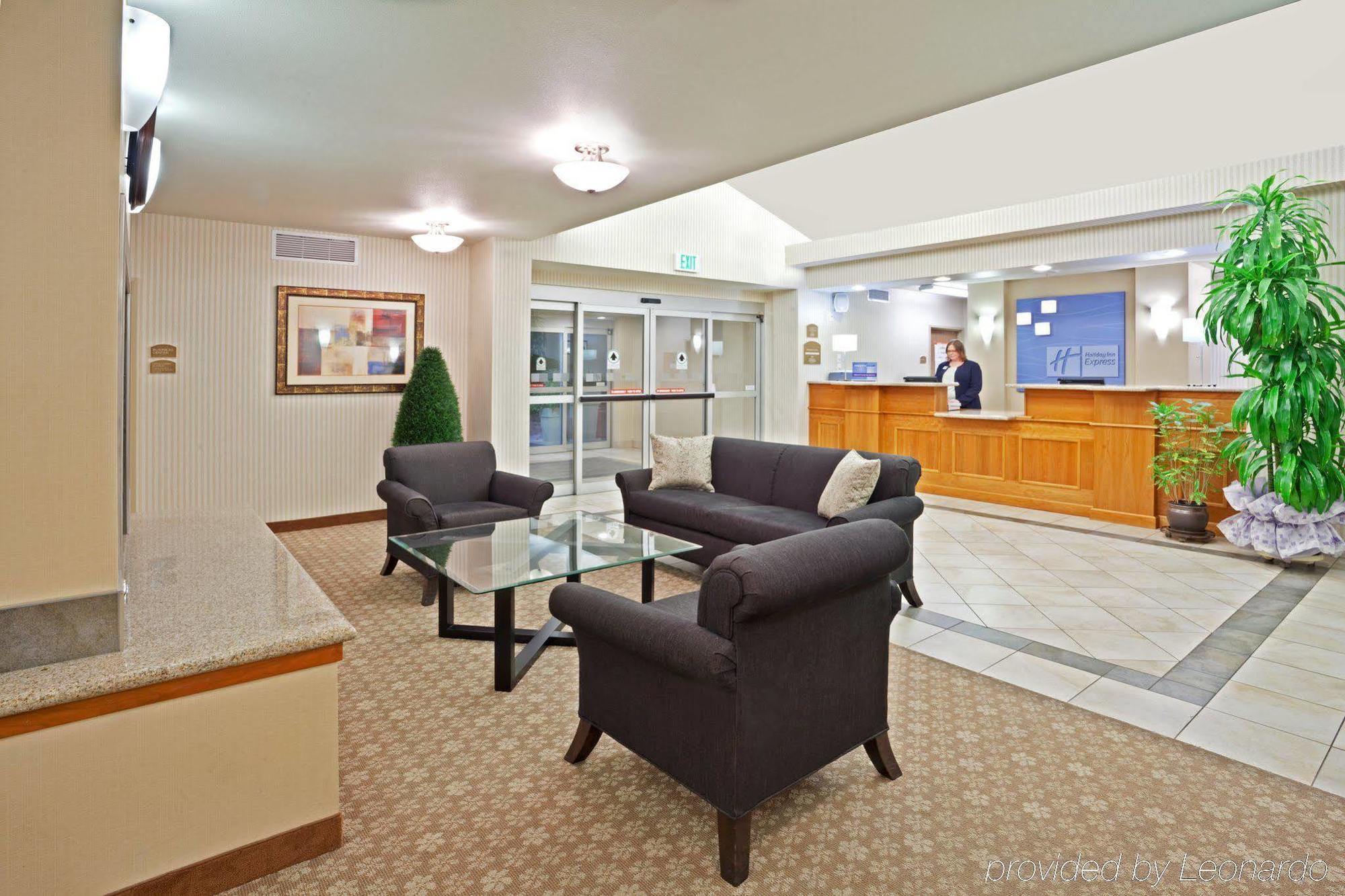Holiday Inn Express & Suites Lacey - Olympia By Ihg Екстериор снимка