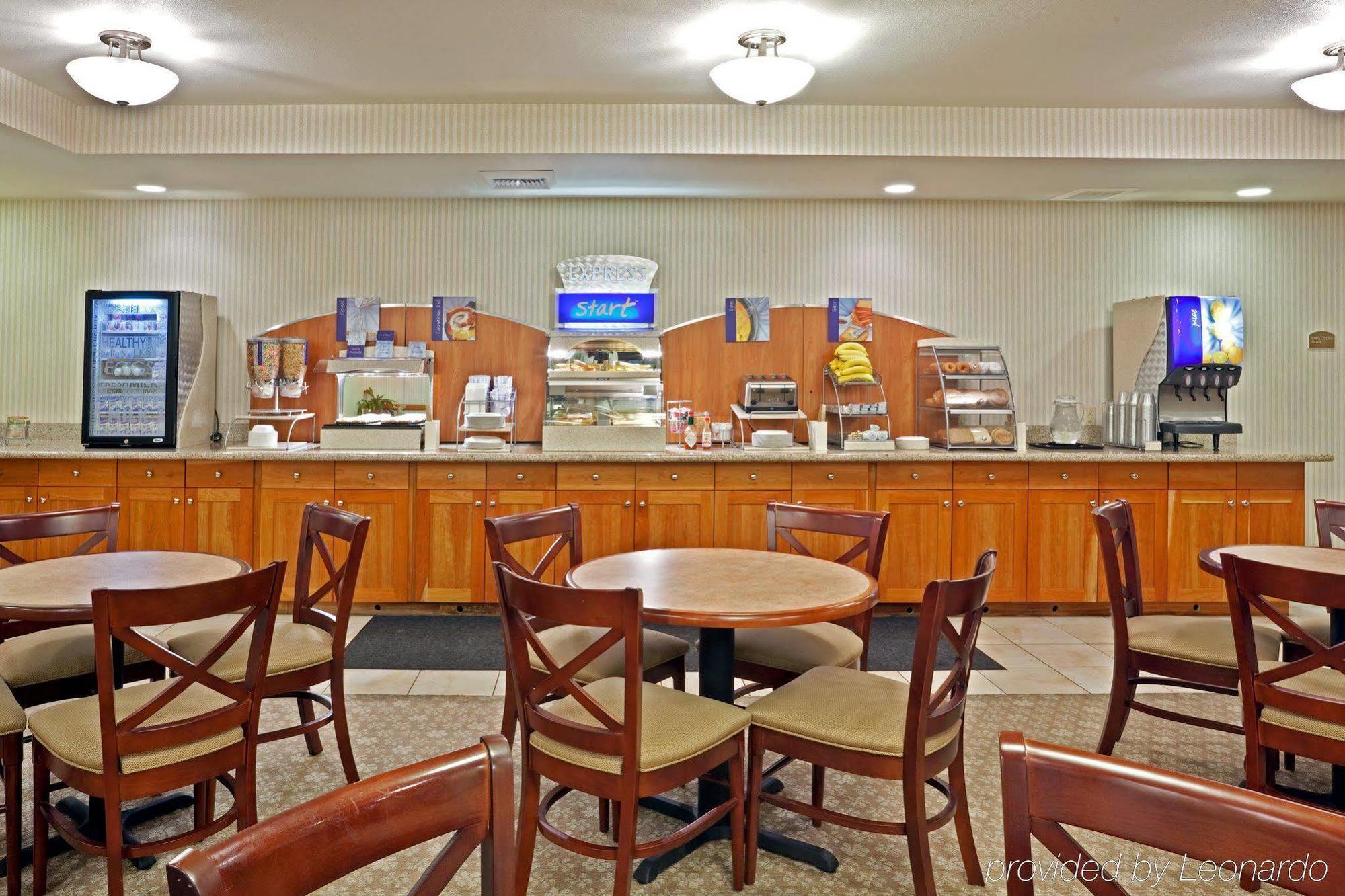 Holiday Inn Express & Suites Lacey - Olympia By Ihg Екстериор снимка